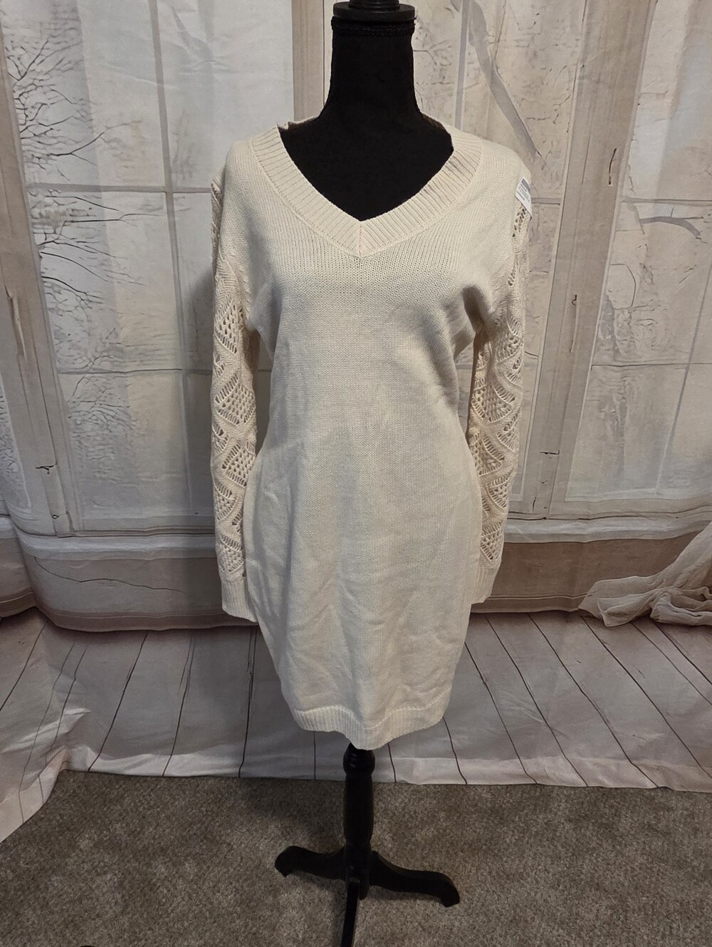 Kohl's Cream V-Neck Knit Sweater Dress